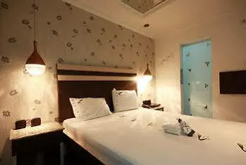 Illusion Motel - Adults Only